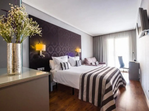 Hotel Num