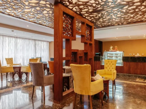 Crystal Plaza Al Majaz Hotel
