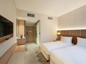Отель Arabian Park Dubai, an Edge by Rotana Hotel