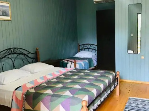 Guest House E&M
