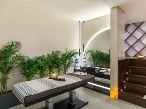 Rixos The Palm Hotel & Suites