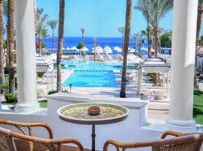 Jaz Fanara Resort & Residence