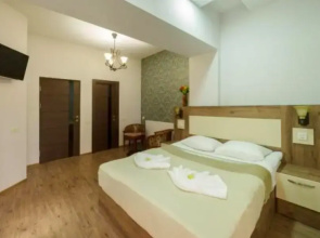 Premium Hotel