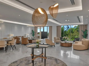 Grand Hyatt Residence