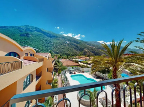 Ünsal Hotel