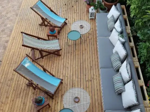 A&B Home Hotel