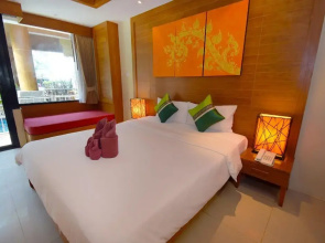 Honey Resort