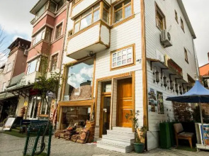 Sultan Corner Suites