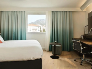 Holiday Inn Toulon City Centre by IHG