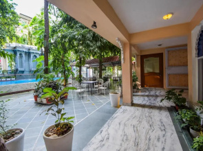 Hotel Raj Palace