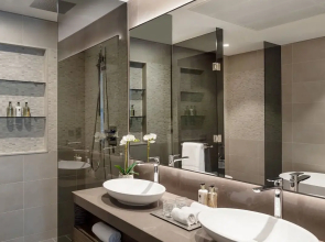 Jumeirah Living Marina Gate