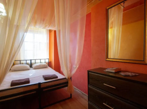 Riverside & China Town Hostel