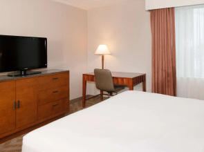 DoubleTree Suites by Hilton Hotel Philadelphia West