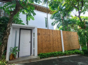 Peach Blossom Resort & Pool Villa