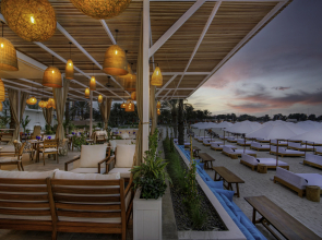 Radisson Blu Hotel & Resort, Abu Dhabi Corniche