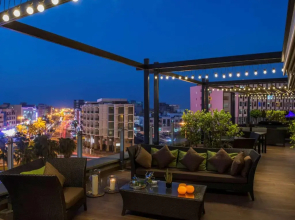 Отель Swissotel Al Ghurair 