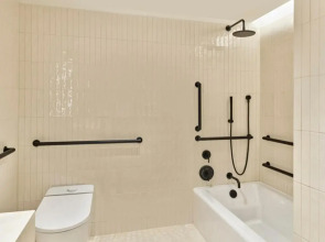 Hotel AKA Alexandria