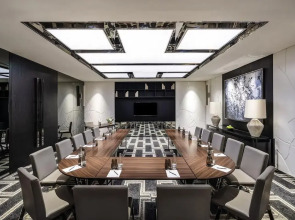 Отель Pullman Dubai Downtown