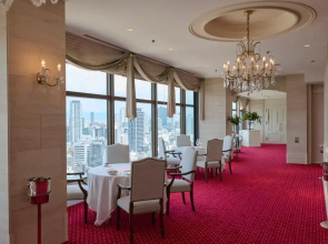 RIHGA Royal Hotel Osaka, Vignette Collection by IHG