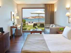 Grand Resort Lagonissi