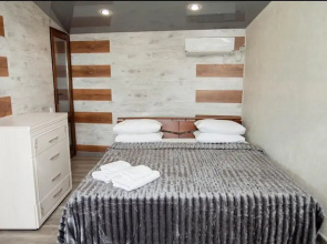 Garik House