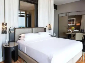 Grand Hyatt Abu Dhabi Hotel And Residences Emirates Pearl