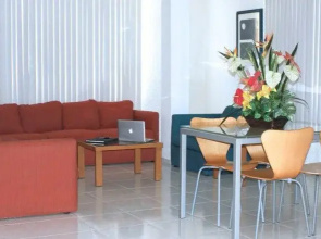 Nader 6 Apartment