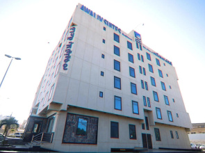Platinum Alkhamseen Serviced Apartments