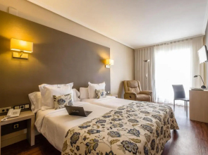 Hotel Num