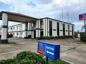 Studio 6 Channelview, TX – Baytown West