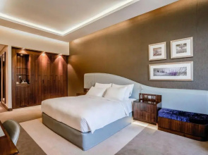 Radisson Blu Hotel, Dubai Waterfront