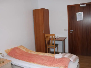 Pavi Guesthouse