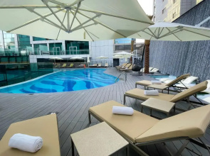 Al Khoory Sky Garden Hotel
