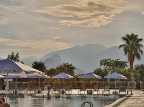 Nashira City Resort