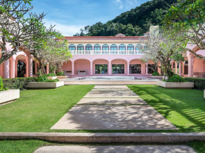 Centara Grand Beach Resort Phuket Hotel