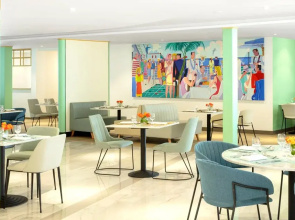 Queen Elizabeth 2 Hotel by Accor