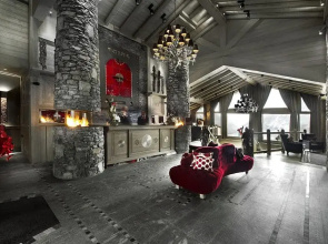 Hotel Le K2 Palace