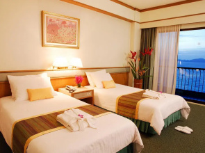 Cosy Beach Hotel