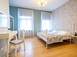 Blue Bird Hostel