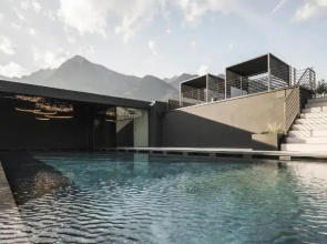 SomVita Suites