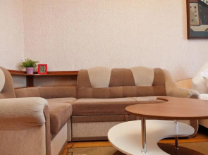 KvartiraSvobodna na Komsomol'skoj Apartaments