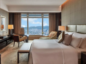 The Ritz-Carlton, Hong Kong