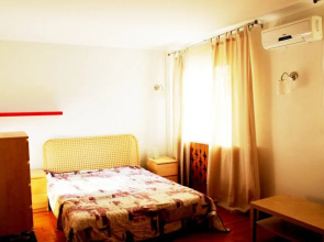 Hostel Om