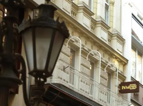 Promenade City Hotel