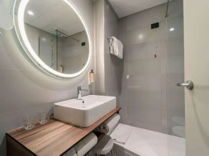 Отель Mercure Bologna Centro