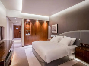 Radisson Blu Hotel, Dubai Waterfront