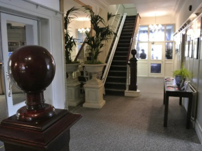 Causeway Hotel