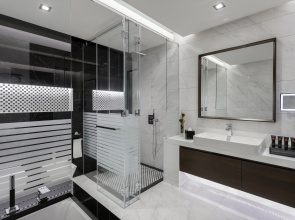 Renaissance Business Bay Hotel