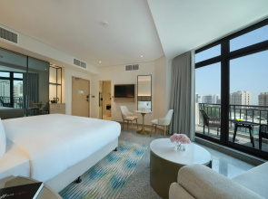 Отель Arabian Park Dubai, an Edge by Rotana Hotel