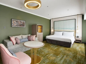 RIHGA Royal Hotel Osaka, Vignette Collection by IHG
